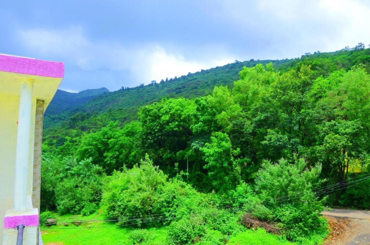 A2Zroomz Aarya Villa 4 Bhk Lonavala Dış mekan fotoğraf